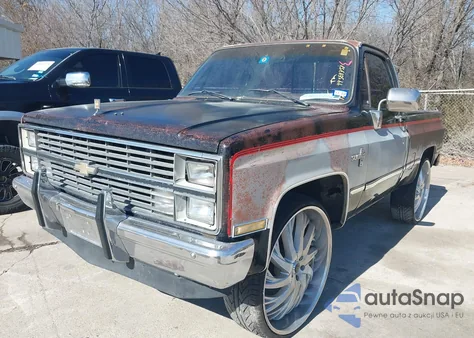 1984 Chevrolet C10 z USA, uszkodzony, nr VIN 1GCDC14HXES145430